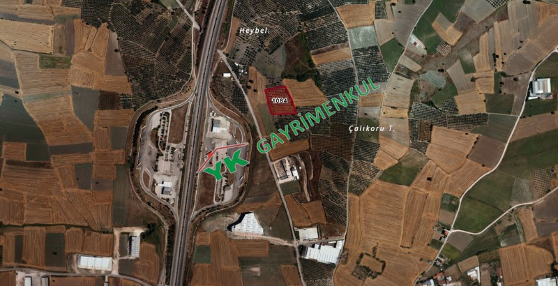 Satılık B&uuml;y&uuml;k Balıklı Değerli Tarla Depolama Alanlarına Yakın